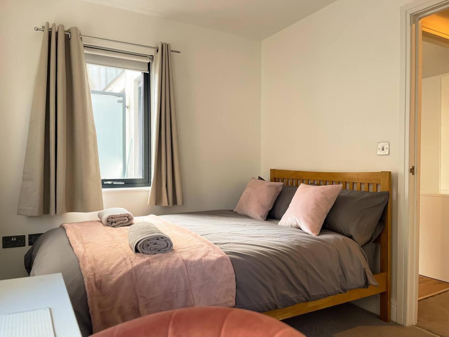 Omega Terrace, Luxury Modern Interior, Located Close To Alexandra Palace ลอนดอน ภายนอก รูปภาพ